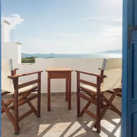 Amodari On The Plaka (Naxos)