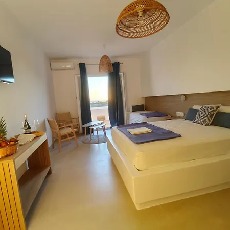 Amodari On The Bed & Breakfast
