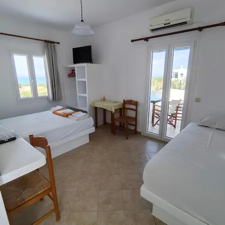 Amodari On The 3* Plaka (Naxos)